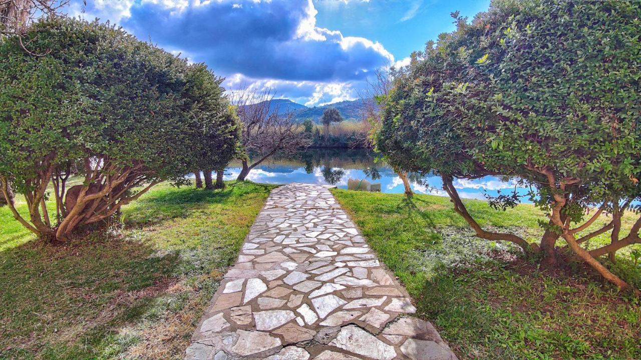 Temo River House Romantic Balcony And Peaceful Retreat In The Heart Of Bosa Buitenkant foto
