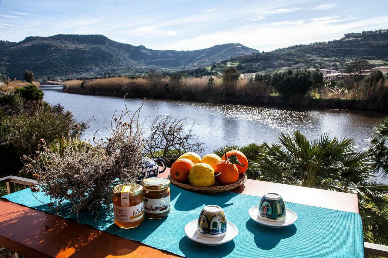 Temo River House Romantic Balcony And Peaceful Retreat In The Heart Of Bosa Buitenkant foto